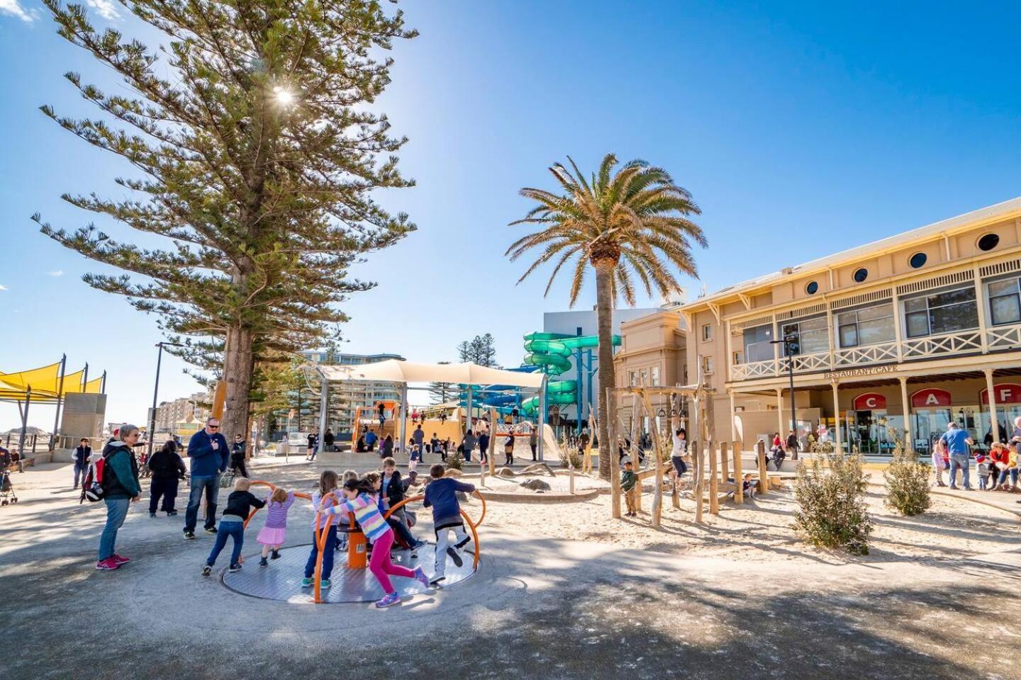 "Ocean Sunset" Glenelg Central Studios Exterior photo